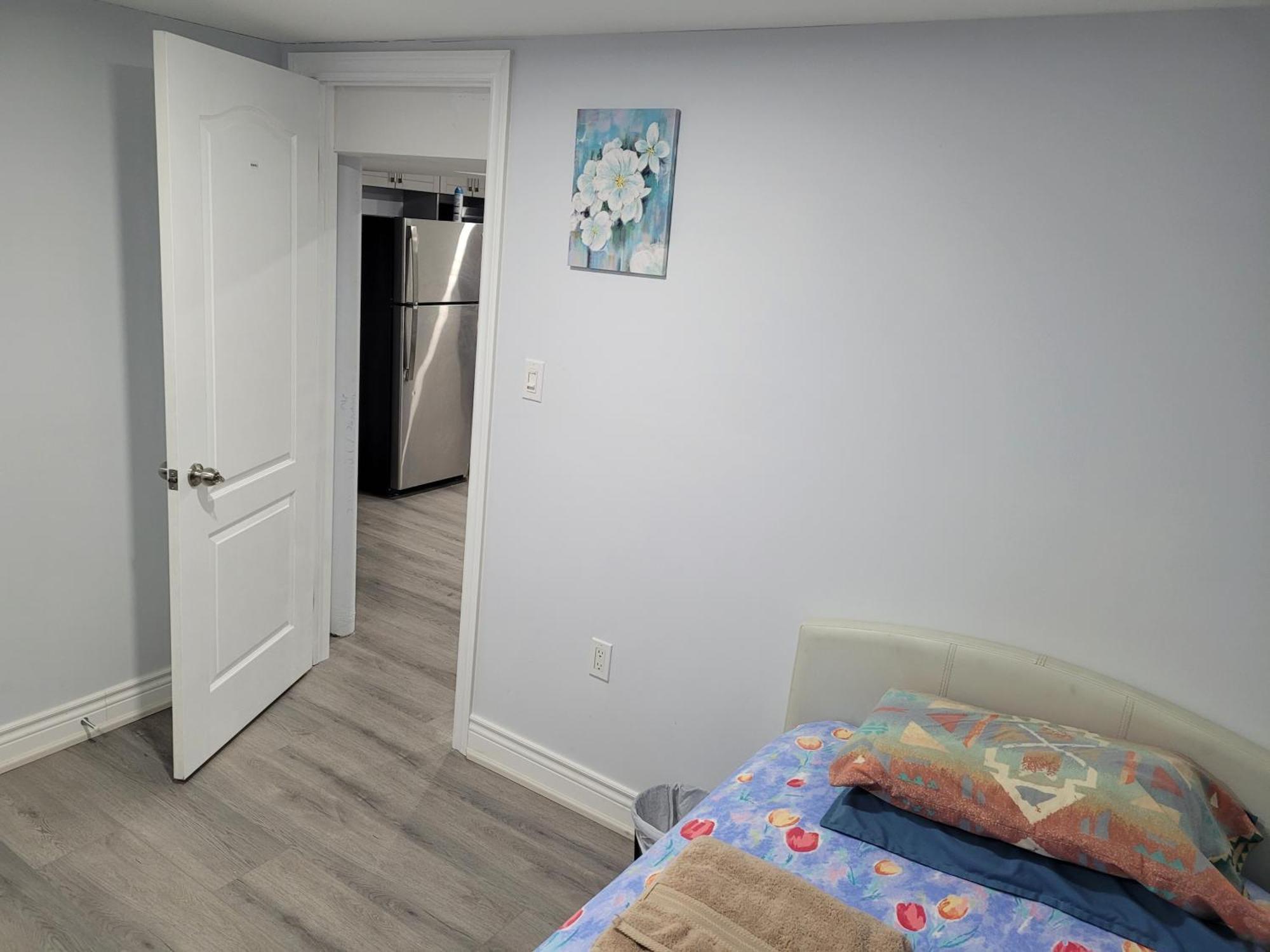 Cozy Room In A Quiet Neighbourhood Toronto Dış mekan fotoğraf